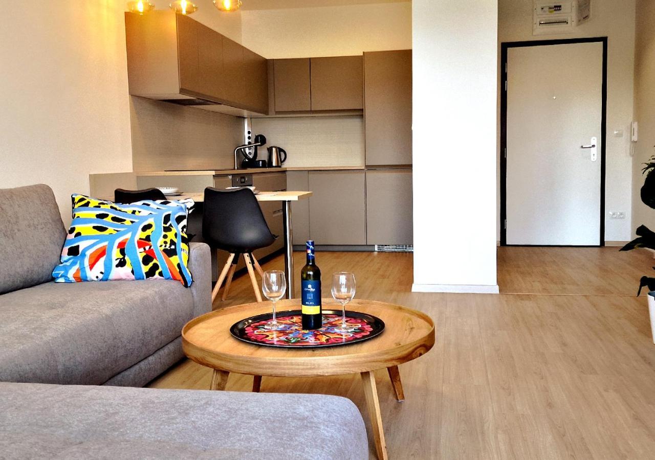 New Cozy 2 Room Pink Apartment Bratislava 058 Eksteriør bilde
