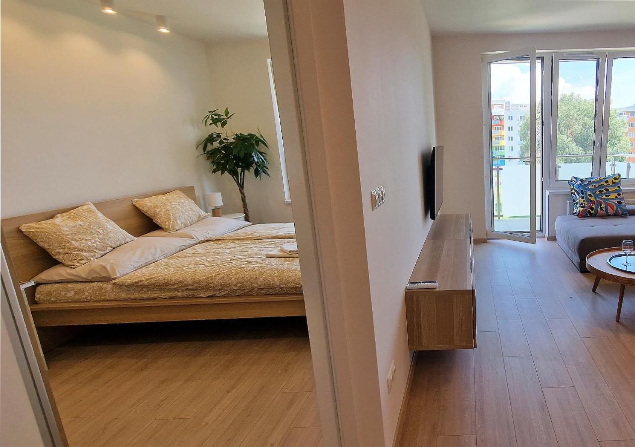 New Cozy 2 Room Pink Apartment Bratislava 058 Eksteriør bilde