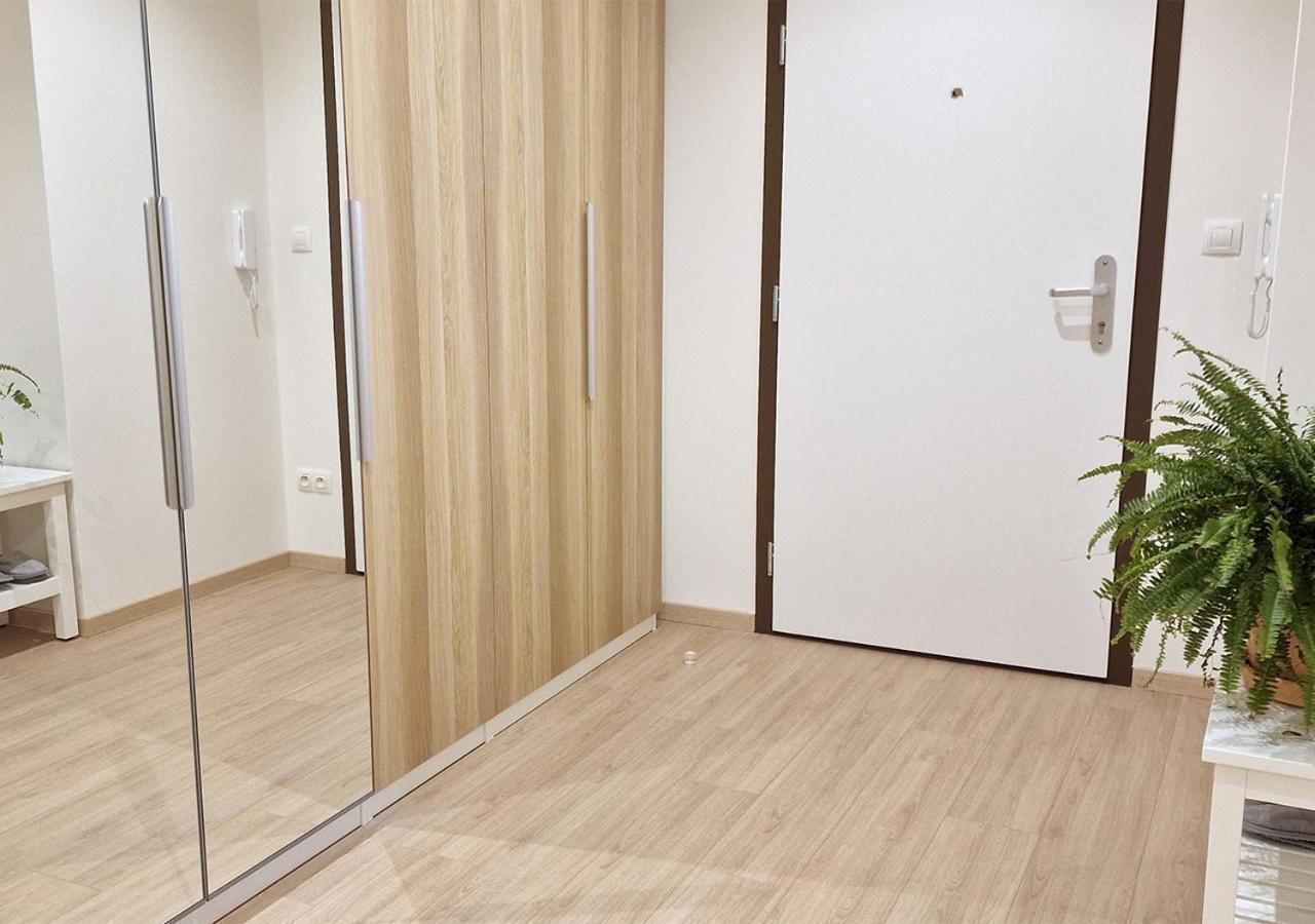 New Cozy 2 Room Pink Apartment Bratislava 058 Eksteriør bilde
