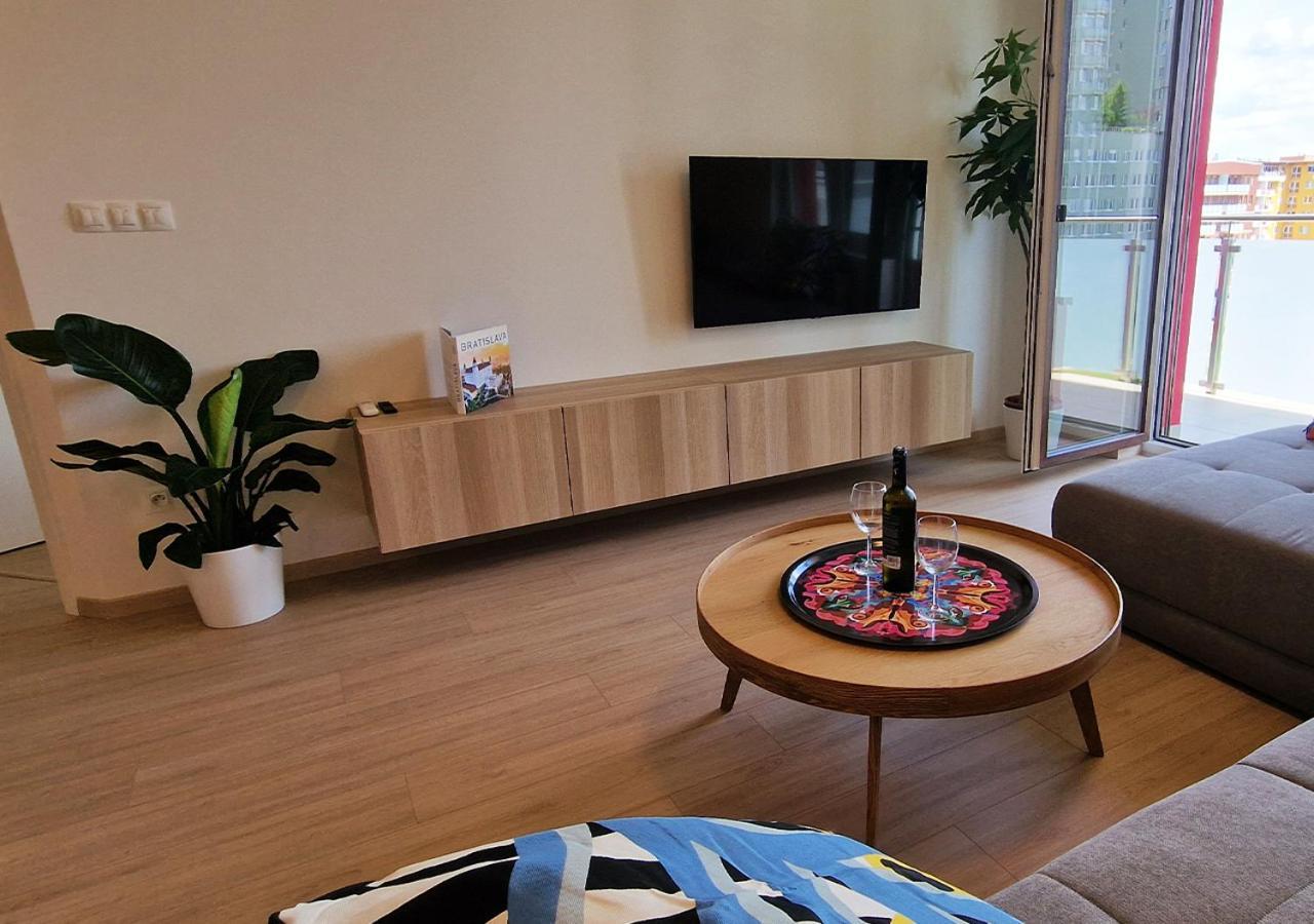 New Cozy 2 Room Pink Apartment Bratislava 058 Eksteriør bilde